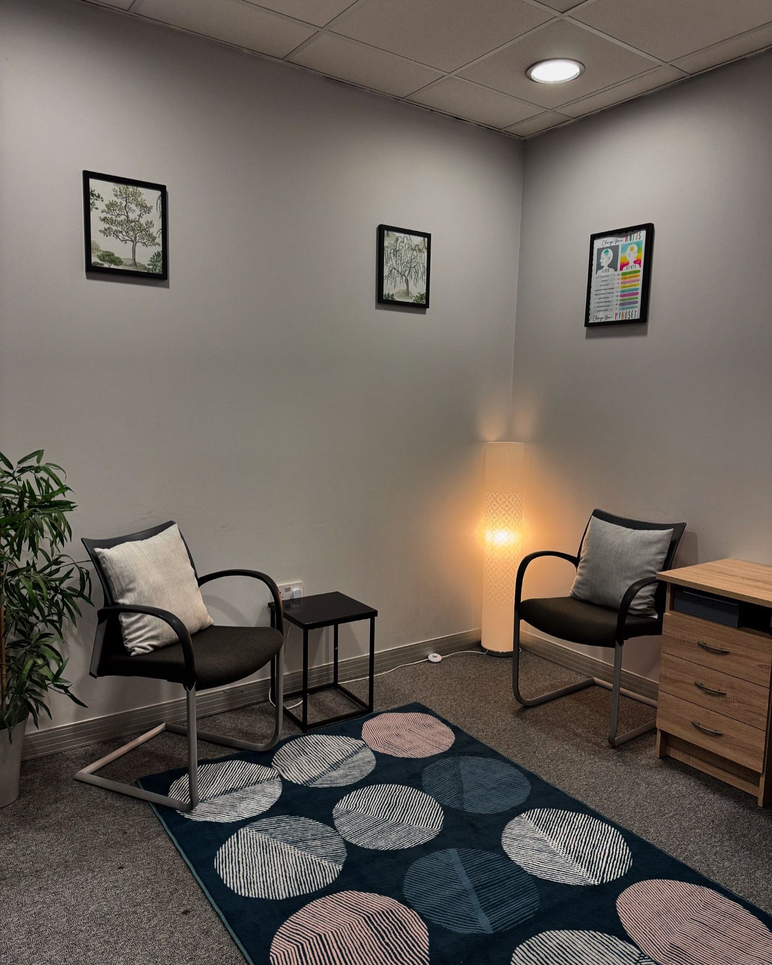 where to find j&l counselling support